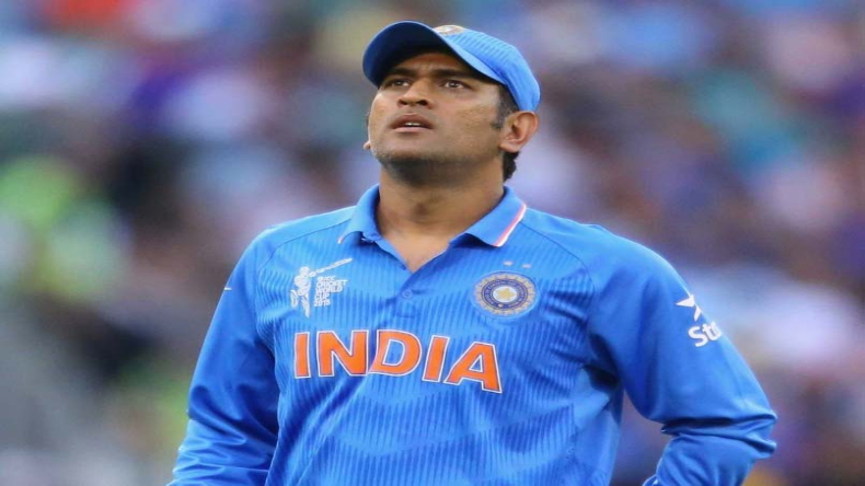MS Dhoni: भारतीय टीम के पूर्व कप्तान MS धोनी के खिलाफ शिकायत दर्ज, करोड़ों रुपए की धोखाधड़ी से जुड़ा है मामला