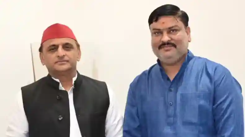 अब अयोध्या में हारेंगे अखिलेश! मायावती ने चला ऐसा दांव, बीजेपी की बांछे खिल गईं