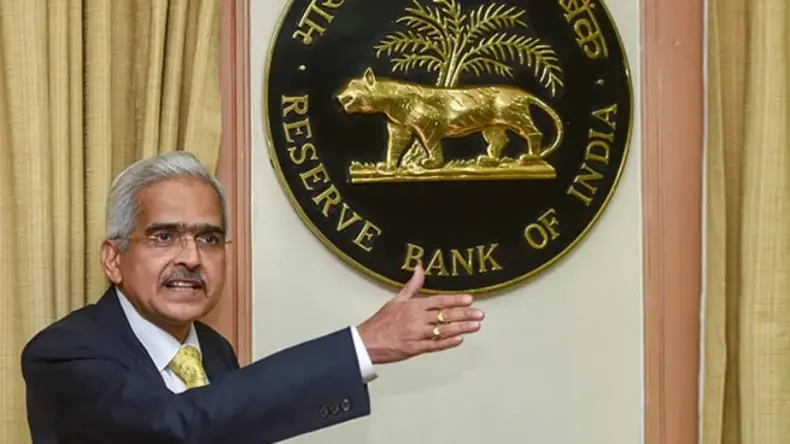 टैरिफ टेंशन के बीच RBI ने घटाई ब्याज दर, सस्ते होंगे लोन, कम भरना पड़ेगा EMI