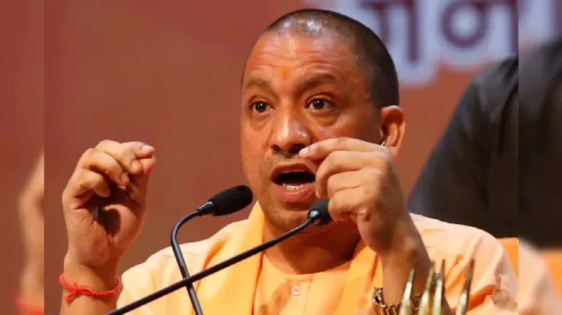अयोध्या में कलेवा पहनना गुनाह! फ़ैक्ट्री मालिक ने सुनाया ऐसा तुगलकी फरमान फट पड़े हिंदू