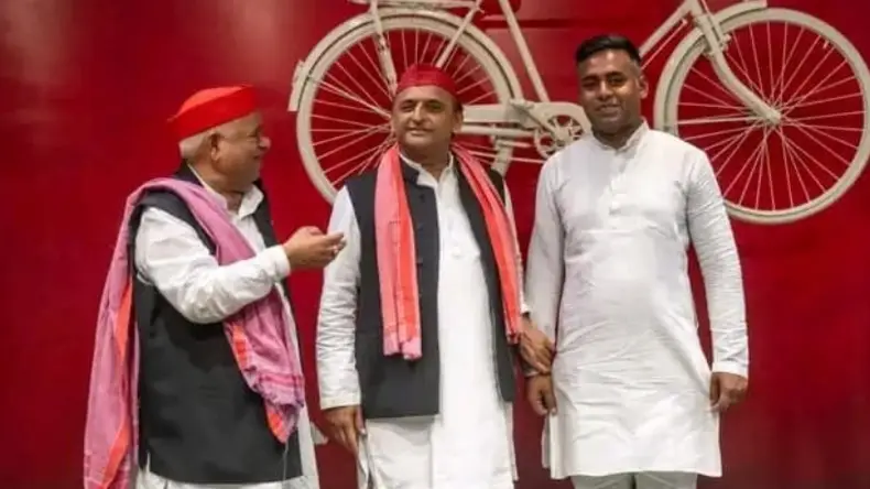 अखिलेश के करीबियों ने फिर किया कांड, अयोध्या के सांसद के बेटे पर अपहरण कर पिटाई का आरोप