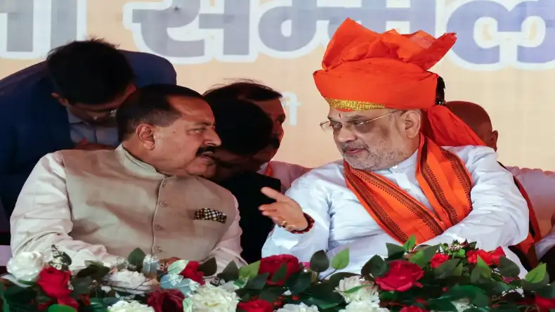 दिल्ली चुनाव में बीजेपी का बड़ा धमाका, केजरीवाल-आतिशी के खिलाफ उतार दिए सबसे मजबूत उम्मीदवार