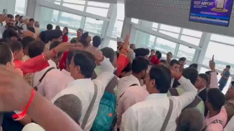 इंडिगो के बाद स्पाइसजेट में आई तकनीकी खराबी, हैदराबाद वापस लौटी तिरुपति जा रही फ्लाइट