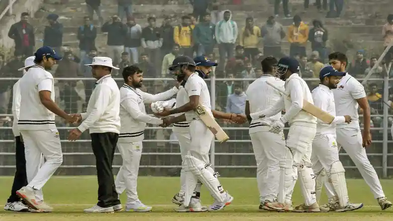 BCCI का बड़ा फैसला, अब IPL खिलाड़ियों को मिलेगी वनडे से ज्यादा फीस
