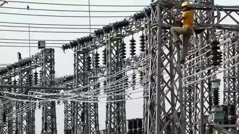बिजली विभाग की बड़ी लापरवाही, शख्स को भेजा 355 करोड़ का बिल
