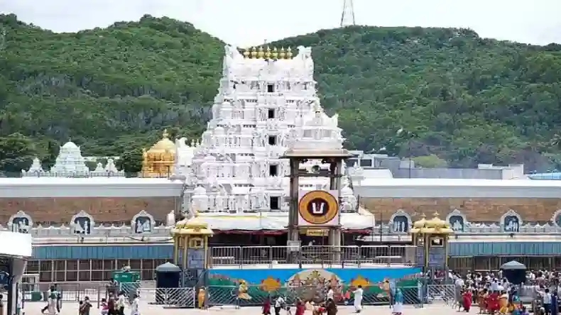 एग्जाम में अच्छे नंबर्स नहीं लाने पर पिता ने अपने दो बच्चों को मारा डाला, खुद भी लगा ली फांसी