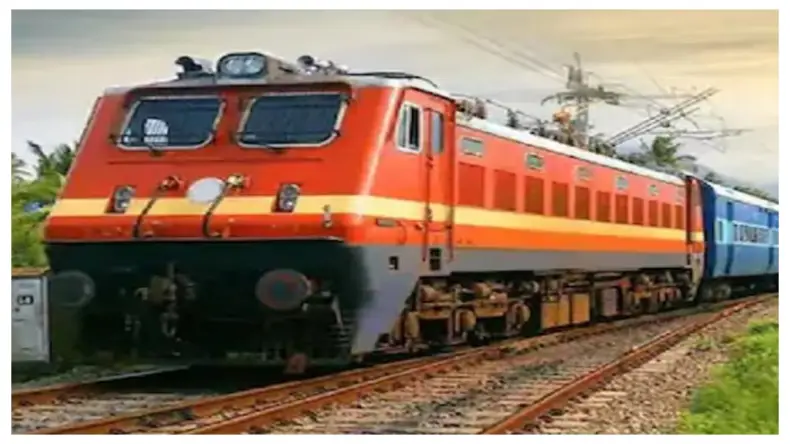 त्योहार के सीजन में घर वापसी होगी आसान: भारतीय रेलवे चला रही 6,000 स्पेशल ट्रेनें
