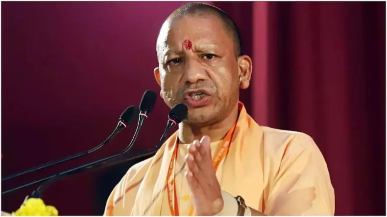 संभल मस्जिद में गंदा काम! बंद कमरे में चीखती रही बच्ची लेकिन नहीं रुका मौलाना, बिस्तर का नजारा देखकर पुलिस सन्न
