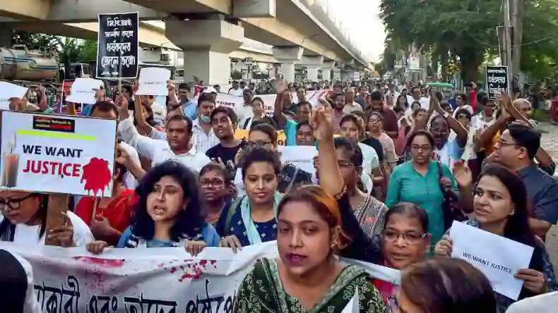 आरजी कर मेडिकल कॉलेज में एक और खौफनाक मंजर, एमबीबीएस छात्रा अस्पताल के क्वार्टर में लटकी हुई मिली!