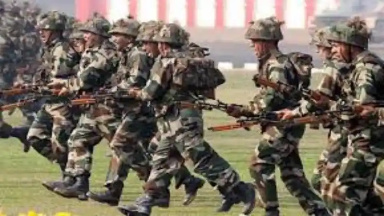 पाकिस्तानी सेना पर काल बनकर टूटी इंडियन आर्मी, 7 घुसपैठियों को ठोककर भेजा जहन्नुम