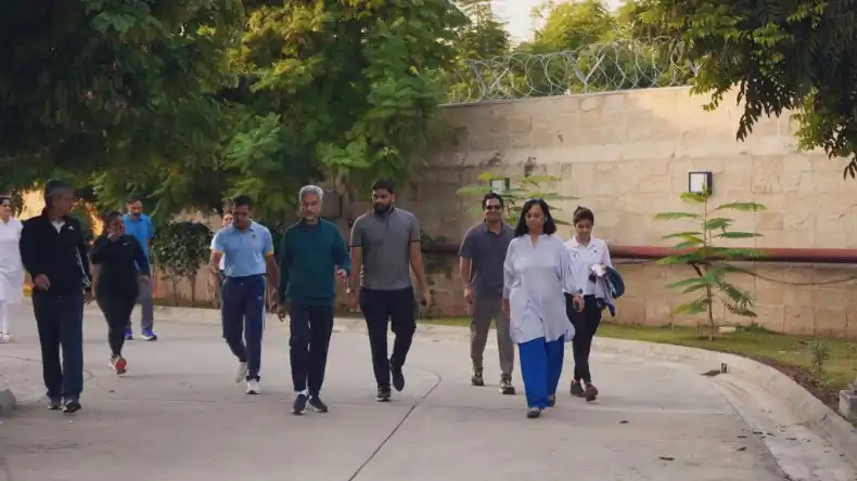 वजन कम करने के लिए Morning Walk करते समय अपनाएं ये आसान टिप्स, जल्द मिलेंगे फायदे