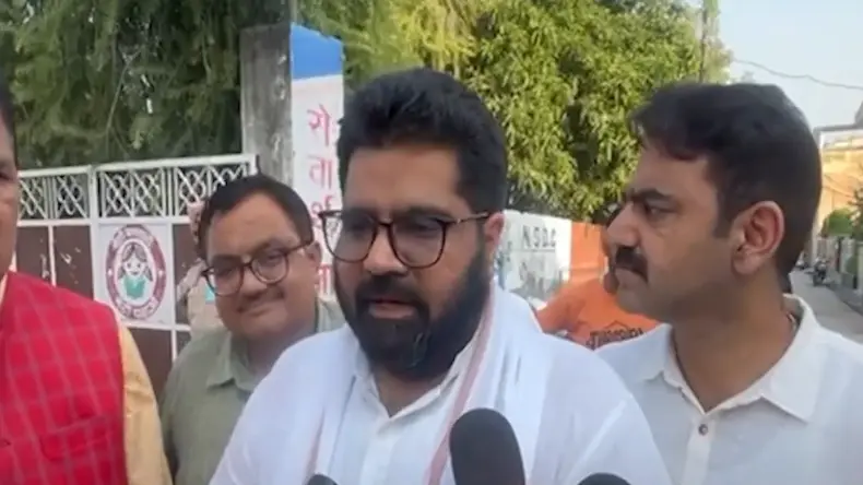 राहुल गांधी पनौती है…आचार्य प्रमोद कृष्णम बोले