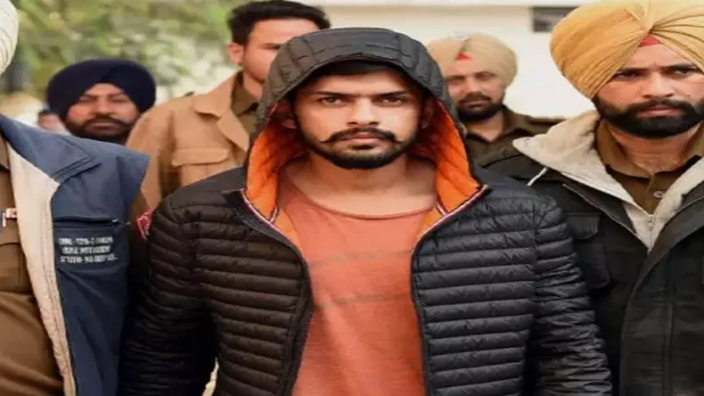 लॉरेंस गैंग अब कर रहा ऐसे व्यक्ति के मर्डर की साजिश… जिसने किए थे प्रेमिका के 35 टुकड़े!