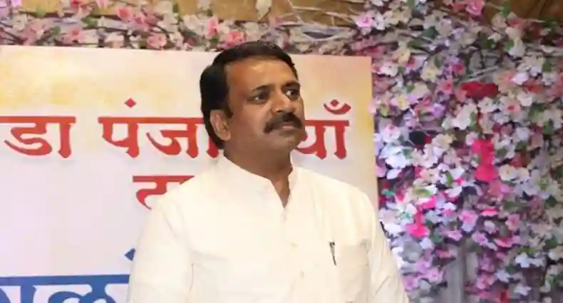 दिल्ली चुनाव में बीजेपी का बड़ा धमाका, केजरीवाल-आतिशी के खिलाफ उतार दिए सबसे मजबूत उम्मीदवार