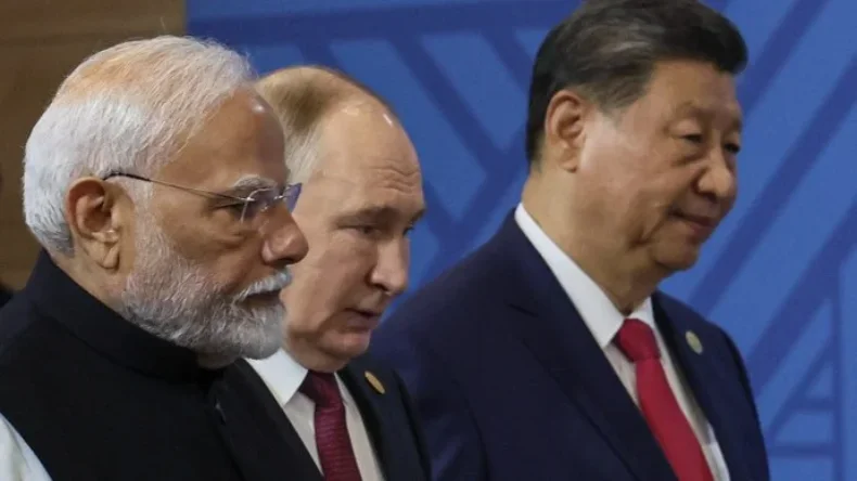 पाकिस्तान के PM शहबाज ने फिर जताई भारत से बात करने की इच्छा, कहा- शांति के लिए बैठकर चर्चा करना जरूरी