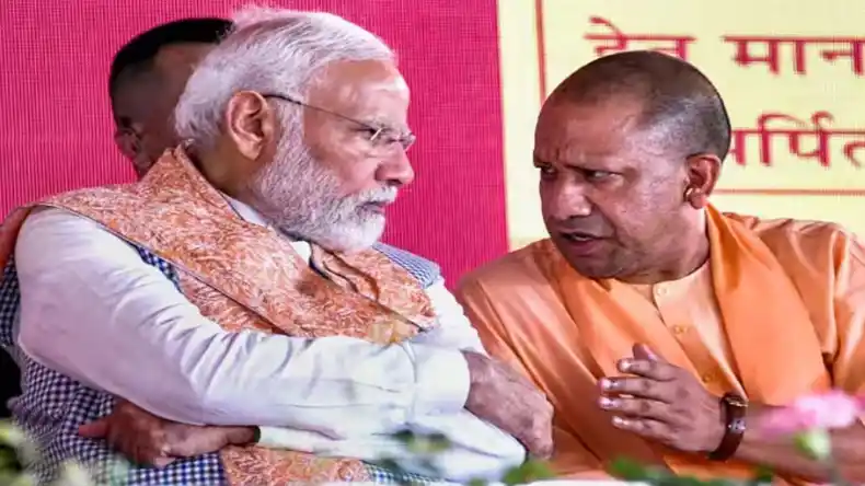 राम मंदिर पर फैसला देने वाले जज को अखिलेश के चाचा ने सबके सामने दी गाली, उबल पड़े हिंदू!