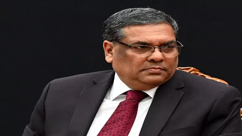 जस्टिस यशवंत वर्मा के घर मिले कैश और उसकी जांच पर उपराष्ट्रपति ने सुप्रीम कोर्ट को दिखाया आईना