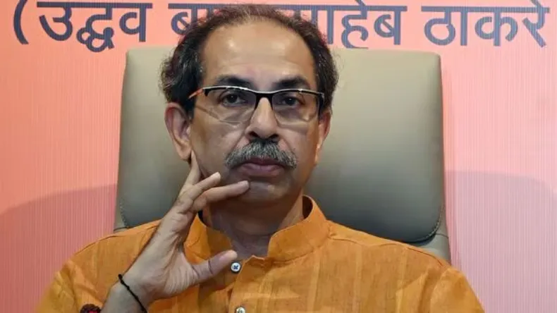 उद्धव ठाकरे के इस नेता ने सीएम योगी को कह दिया जोकर… अब बीजेपी का भड़कना तय!