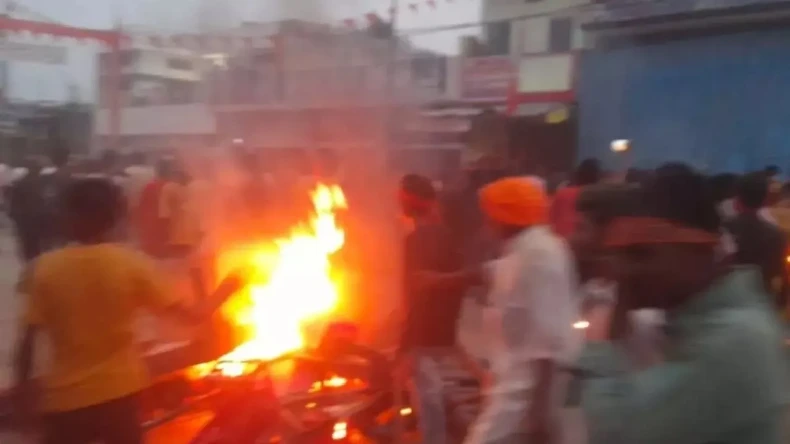 मंदिर नहीं बनेगा! यूपी के उन्नाव में कट्टरपंथी मुसलमानों ने मचाया कोहराम, हिंदुओं की हालत ख़राब