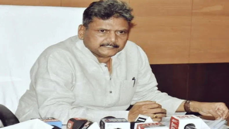 बिहार में शराबबंदी के बावजूद जहरीली शराब से 6 की मौत, कई की हालत गंभीर
