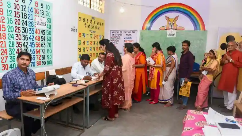 हरियाणा चुनाव: राज्यसभा सांसद कार्तिकेय शर्मा ने डाला वोट, कही ये बात