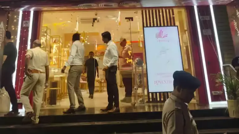 बिहार चुनाव से पहले ही हैवानियत की हदें पार, दो युवकों की बेरहमी से हत्या, पोलिथीन में लपेटकर फेंका, प्रशासन देखता रह गया!