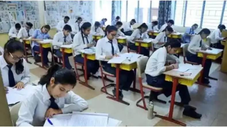 कक्षा 10वीं और 12वीं के CBSE एग्जाम की डेटशीट जारी, जानें लें पूरा टाइम टेबल