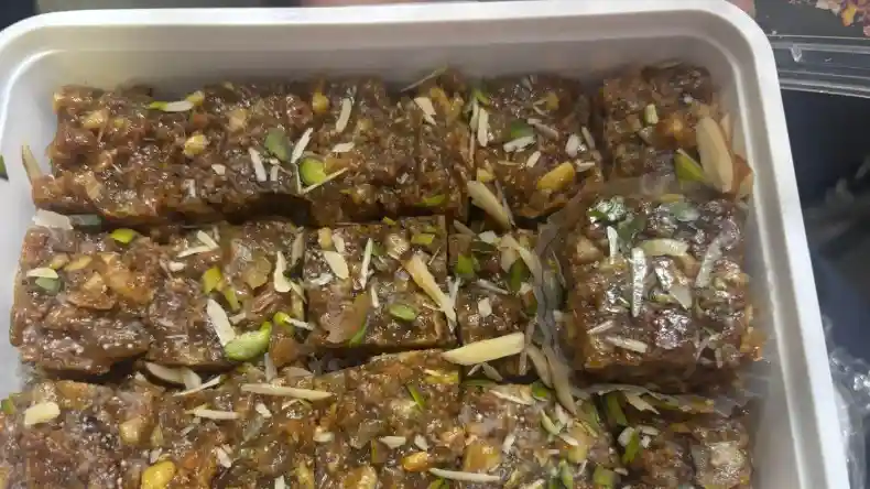 एप्पल पर लगा जासूसी लगा आरोप, क्या आपकी भी प्राइवेसी पर है खतरा