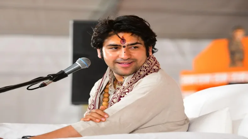 सड़क पर उतरो हिंदू, सनातन विरोधी सरकार को उखाड़ फेंको,बांग्लादेश के हिंदुओं से धीरेंद्र शास्त्री की अपील?