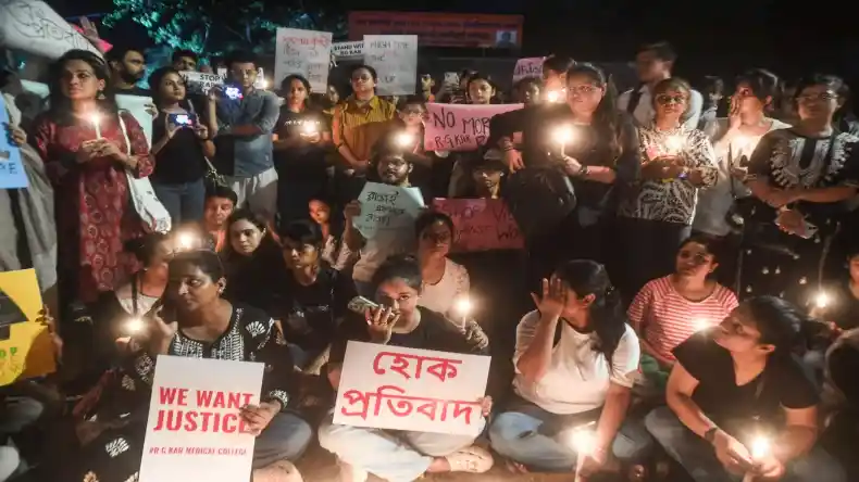 ममता के नेता को मारने बिहार से बंगाल पहुंचा शूटर, बंदूक तानी लेकिन गोली ही नहीं चली, फिर…