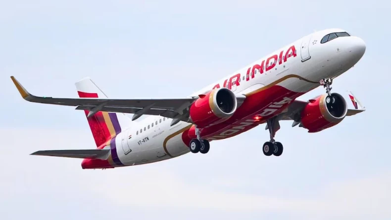 Air India के प्लेन से गायब हो गया 180 यात्रियों का सामान! एयरपोर्ट पर मचा हंगामा, वायरल हो रहा है वीडियो