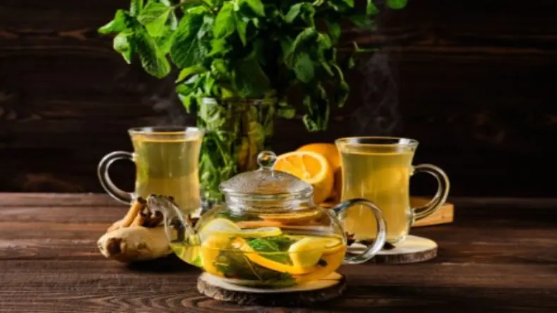 गले में रुद्राक्ष पहनने से पहले जान लें ये जरूरी नियम, भूलकर भी न करें ये गलती वरना कष्टों से भर जाएगा जीवन