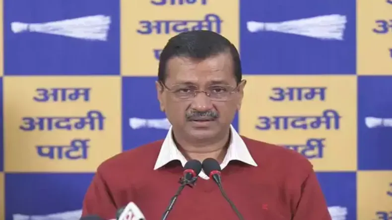 खुद पर हमले के बाद अरविंद केजरीवाल की प्रेस कॉन्फ्रेंस, कहा- ‘दिल्ली पर गैंगस्टर्स का कब्जा’