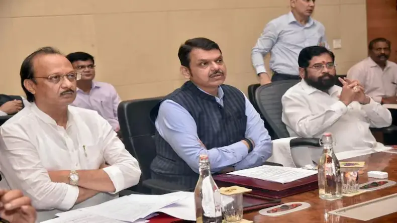 Maharashtra CM: महाराष्ट्र में खत्म होगा मुख्यमंत्री का सस्पेंस, विधायक दल की बैठक शुरू