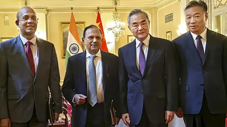 ड्रैगन के बदले सुर, अजीत डोभाल की चीन यात्रा से रिश्तों पर जमी बर्फ पिघली