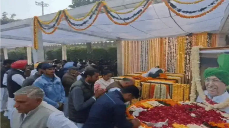 हरियाणा के पूर्व सीएम ओम प्रकाश चौटाला का अंतिम संस्कार; उपराष्ट्रपति, खट्टर और CM सैनी भी मौजूद