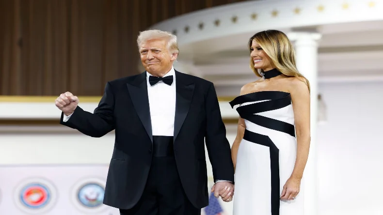 राष्ट्रपति शपथ के बाद Donald Trump ने किया पत्नी संग रोमांटिक डांस, तस्वीरें वायरल 