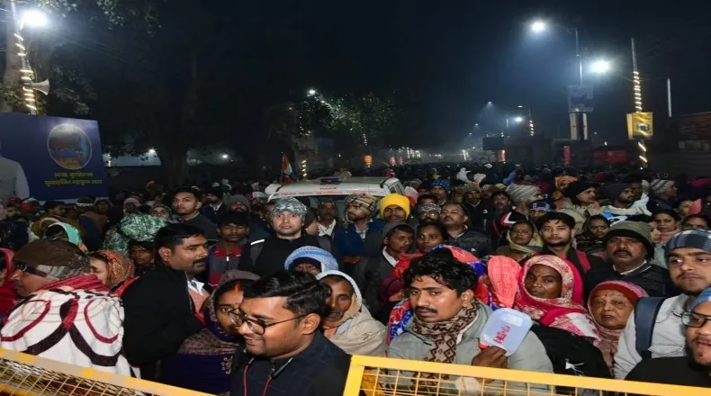 महाकुंभ में भगदड़ से 14 लोगों की मौत, शाही स्नान रद्द