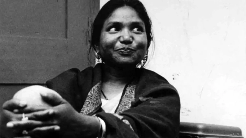 इस महिला राजनेता के साथ 20 पुरुषों ने 22 दिन तक किया गैंगरेप, नंगा करके पूरे गांव में घुमाया, दिल्ली ले जाकर मार दी गोली