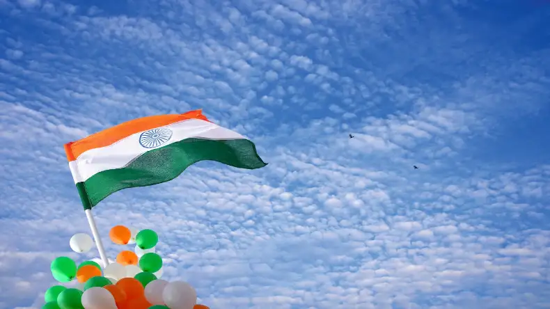 गणतंत्र दिवस पर सूर्य की किरणें देंगी तिरंगे को सलामी, ठंड से मिलेगी राहत