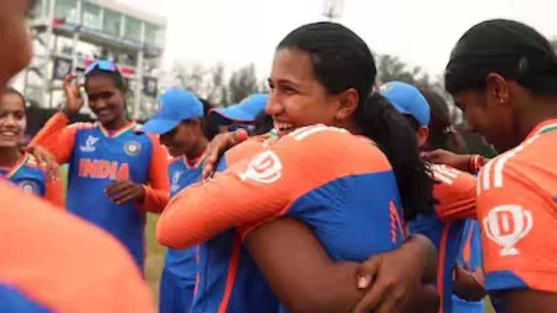 U19 W T20 World Cup: भारत की बेटियों ने रचा इतिहास, इंग्लैंड को हराकर फाइनल में बनाई जगह