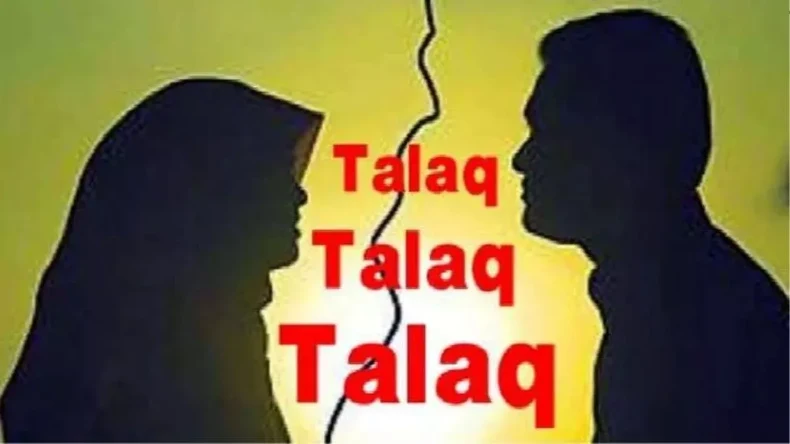 मुझे कपड़े चाहिए पैसे दे दो…पत्नी की डिमांड पर बौखलाया शौहर, गाली-गलौच कर फोन पर दिया तीन तलाक