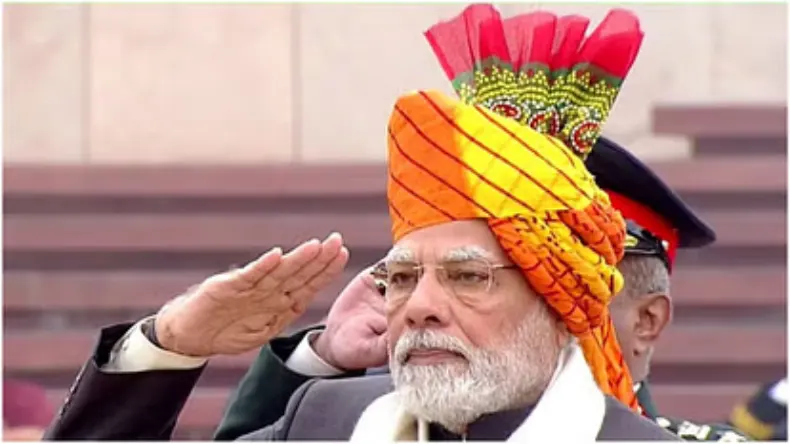 Republic Day 2025 : गजब है PM मोदी का साफा कलेक्शन, इस बार लाल-पीली पगड़ी ने खींचा सबका अटेंशन