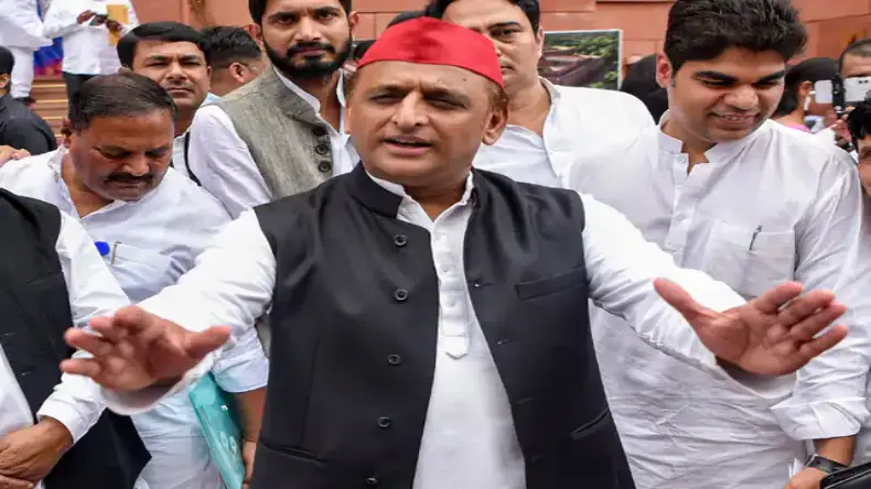 देश के बजट से अखिलेश को कोई मतलब नहीं, बाले ‘हमें बजट के आंकड़े नहीं, कुंभ में मौत के आंकड़े चाहिए’