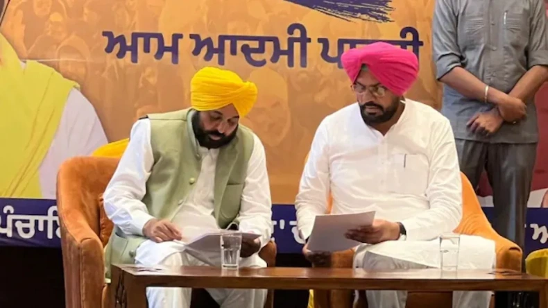ये लो! क्या-क्या गुल खिलाएगी AAP, पंजाब में 20 महीने तक चलता रहा ‘भूत मंत्रालय’ डकार लिये करोड़ो रुपये