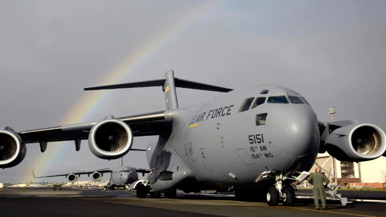 जिस C-17 में बैठाकर अमेरिका से खदेड़े गए भारतीय, उसकी कीमत सुनकर रो पड़े बड़े-बड़े देश