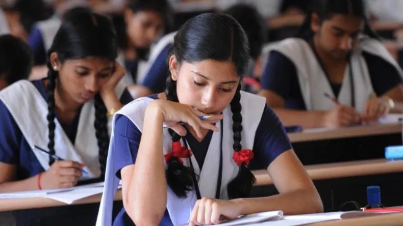 भारतीय शिक्षा प्रणाली का आया रिपोर्ट कार्ड, इतने प्रतिशत लोगों ने जताई उम्मीद
