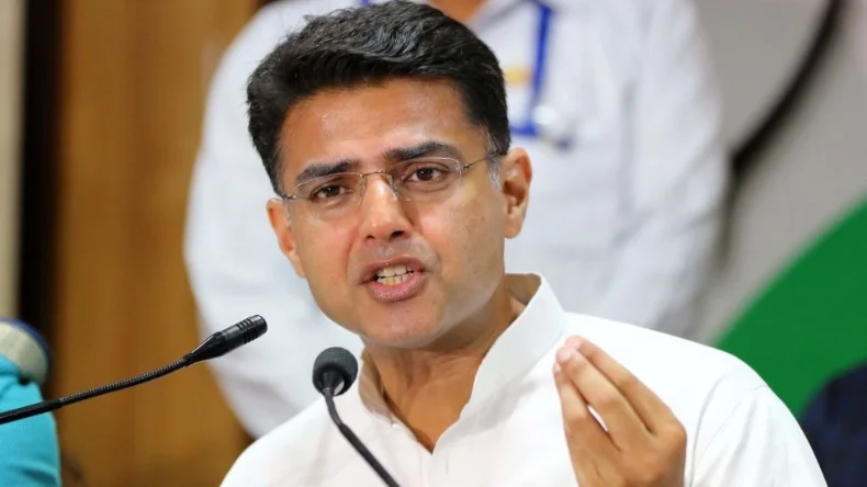 बीजेपी मेरे उम्र से छोटी, ‘मोदी इज इंडिया’ का नैरेटिव गढ़ने की कोशिश !