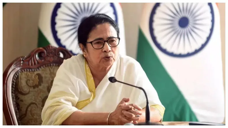 ममता सरकार के फैसले पर भड़क उठे मुस्लिम, कहा- हिंदुओं के खिलाफ ऐसा नहीं करना चाहिए