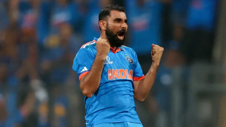 चैंपियंस ट्रॉफी से पहले मोहम्मद शमी के पास वर्ल्ड रिकॉर्ड बनाने का सुनहरा मौका, 5 विकेट लेकर रच सकते हैं इतिहास!